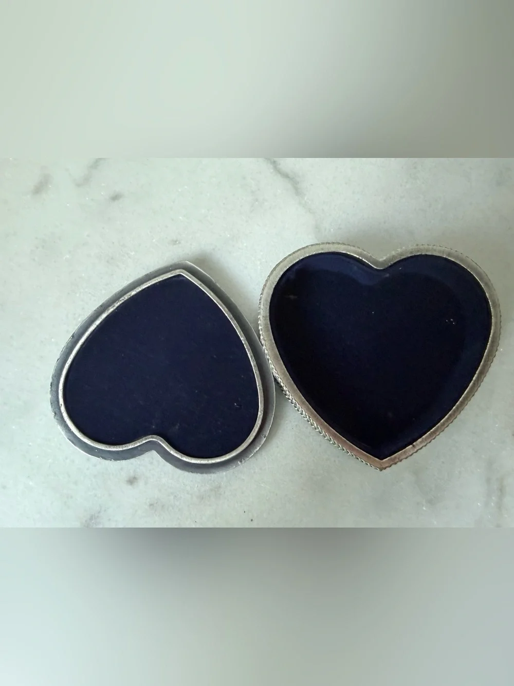 Heart-Shaped Embossed Rose Trinket Box - Silver Tone